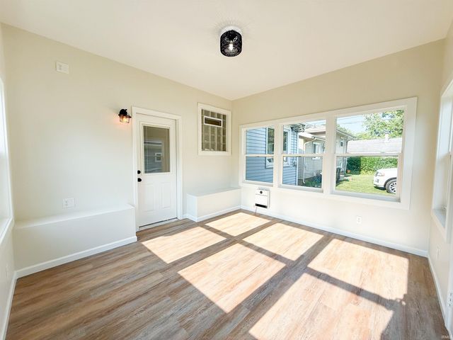 1120 W Rose Street, South Bend, IN 46616