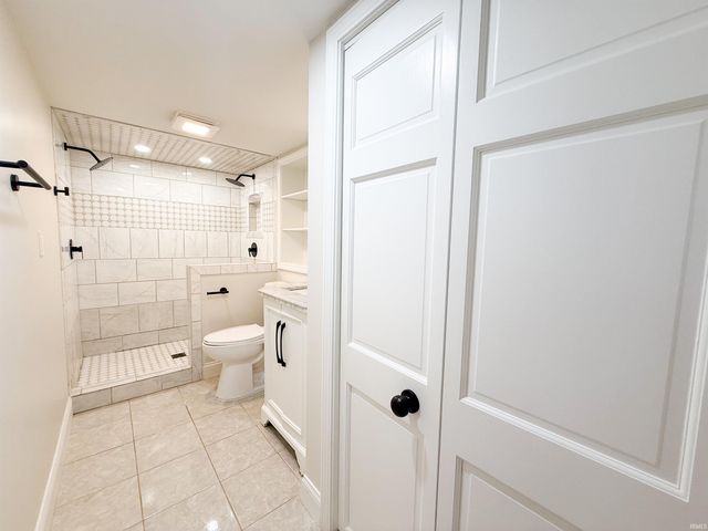 1120 W Rose Street, South Bend, IN 46616
