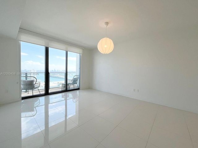 1600 NE 1st Ave 3103, Miami, FL 33132