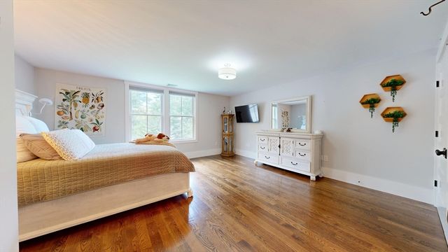 5 Goldcrest Drive, North Reading, MA 01864