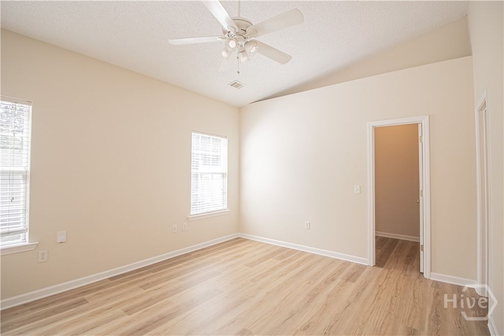 Image 13 of property listing at 116 Slate Circle, Savannah, GA 31419
