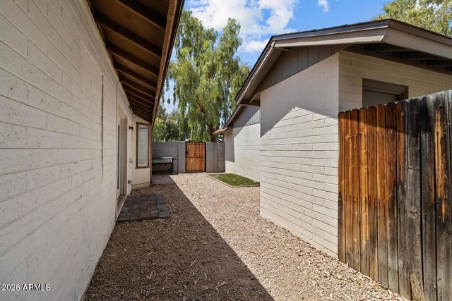 8520 W PALM Lane 1037, Phoenix, AZ 85037