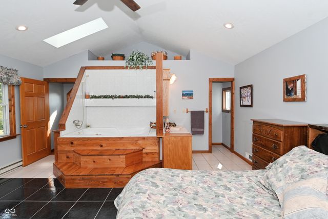 1196 E County Road 500 N, Danville, IN 46122