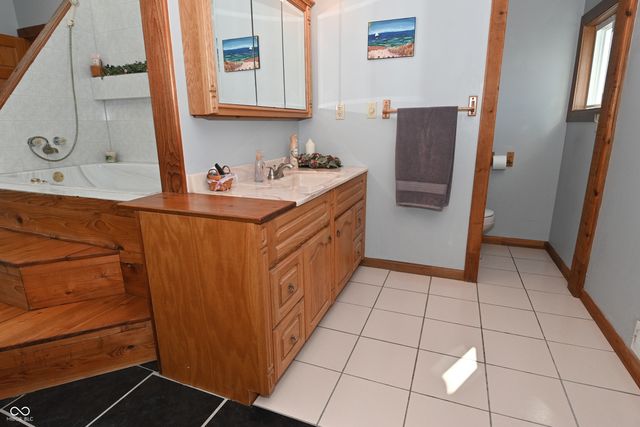 1196 E County Road 500 N, Danville, IN 46122