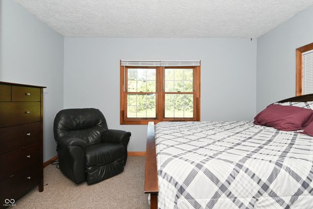 1196 E County Road 500 N, Danville, IN 46122