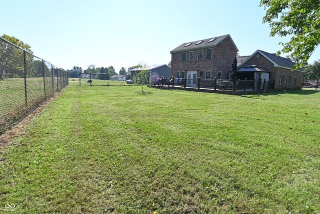 1196 E County Road 500 N, Danville, IN 46122