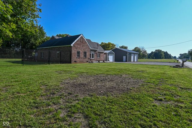 1196 E County Road 500 N, Danville, IN 46122
