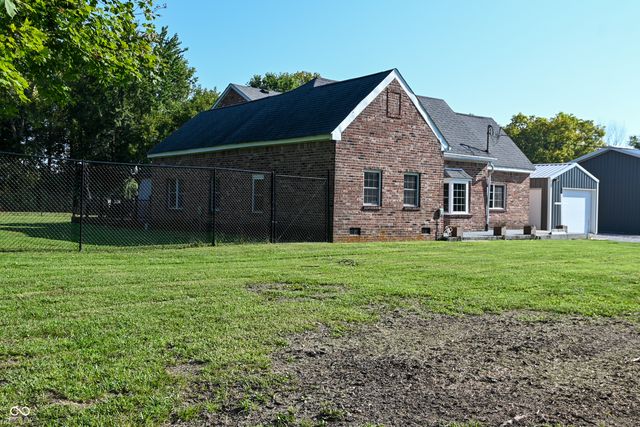 1196 E County Road 500 N, Danville, IN 46122