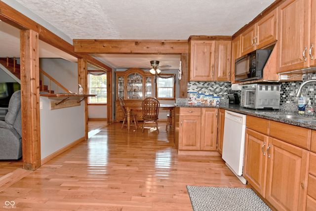 1196 E County Road 500 N, Danville, IN 46122