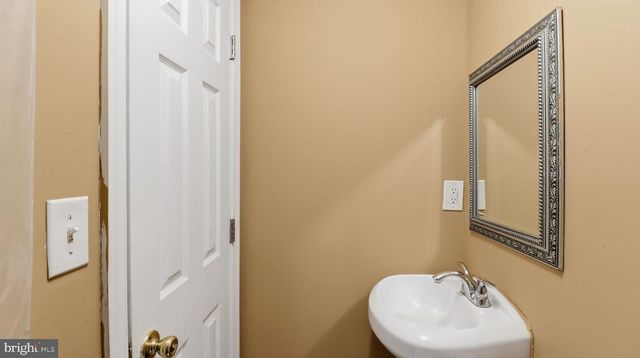 1703 TIOGA RD, Fort Washington, MD 20744