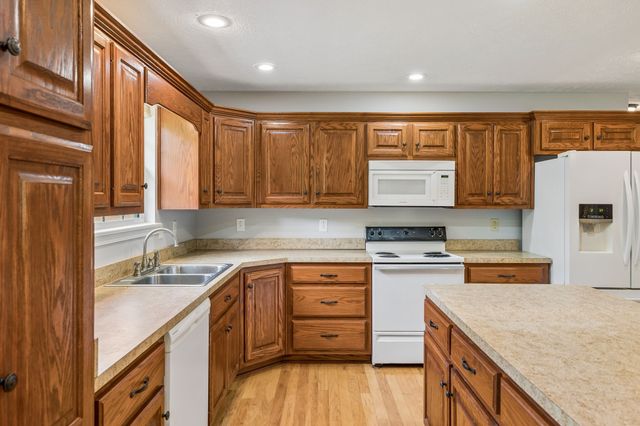 4205 Browning Branch Rd, Bethpage, TN 37022