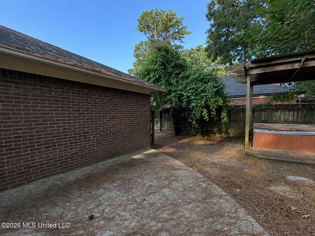 505 Fairview Cove, Byram, MS 39272