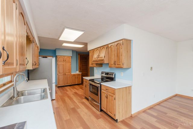 433 S 5th Street, Miamisburg, OH 45342