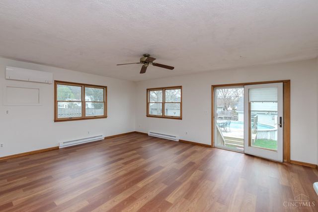 433 S 5th Street, Miamisburg, OH 45342