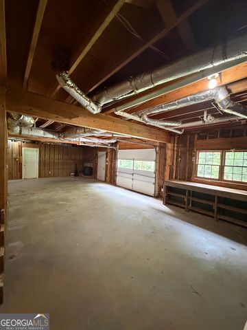2820 Bay Ridge Drive, Loganville, GA 30052