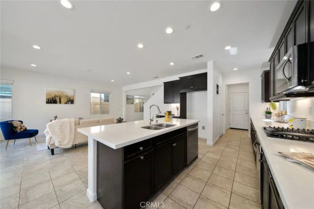 15806 Molly Avenue, Chino, CA 91708