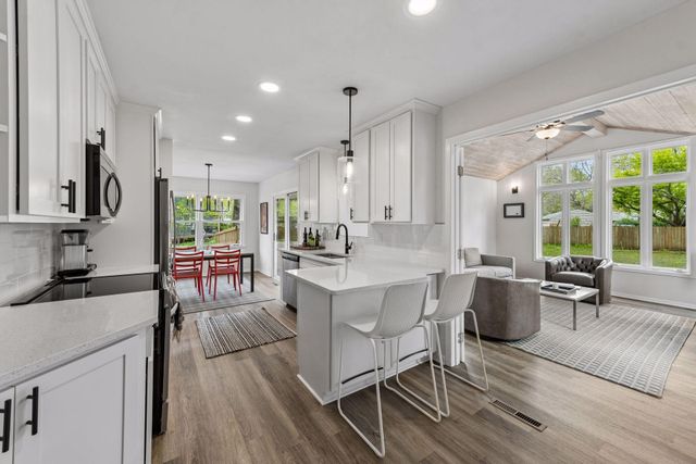 16408 Norwood Lane, Minnetonka, MN 55345