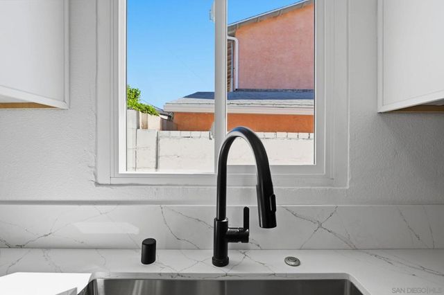 4376 Myrtle Ave, San Diego, CA 92105