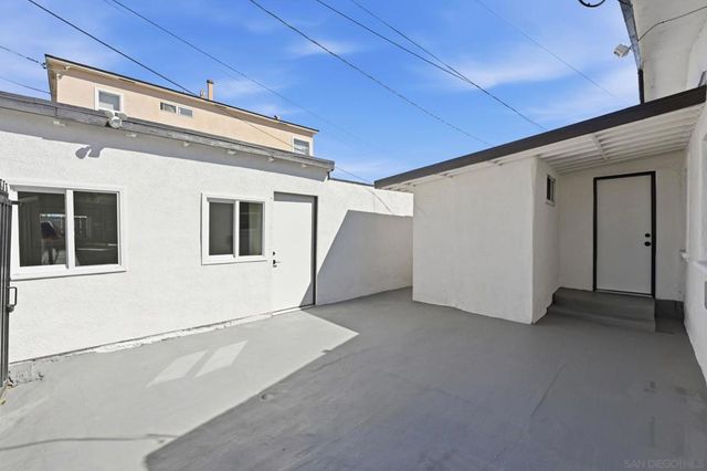 4376 Myrtle Ave, San Diego, CA 92105