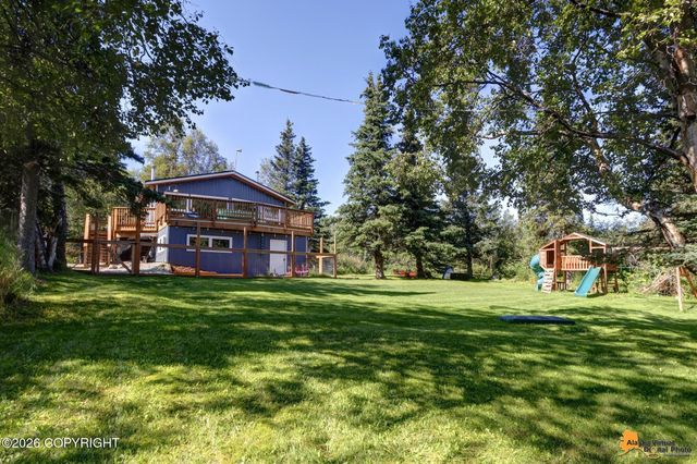 12459 Ridge Place, Anchorage, AK 99516