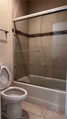 7787 Mango Ave, Fontana, CA 92336