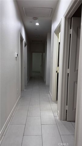 7787 Mango Ave, Fontana, CA 92336