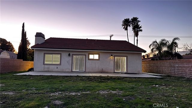 7787 Mango Ave, Fontana, CA 92336