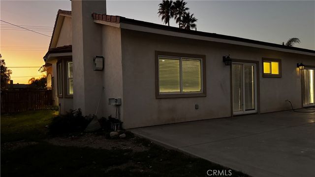 7787 Mango Ave, Fontana, CA 92336