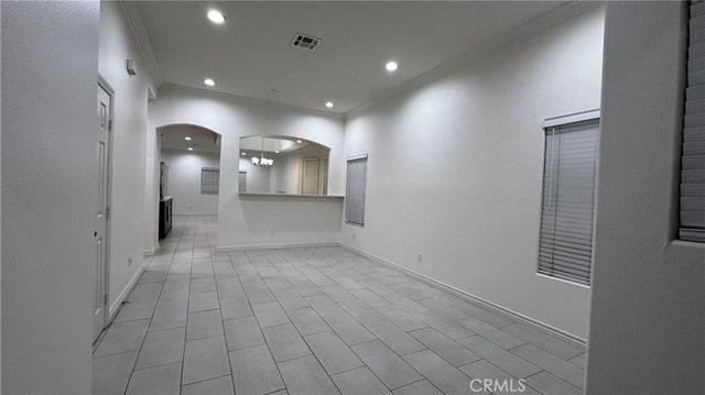 7787 Mango Ave, Fontana, CA 92336