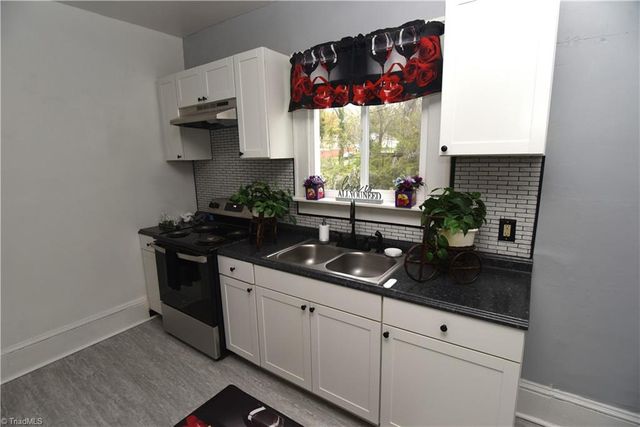 519 Devonshire W Street, Winston-salem, NC 27127