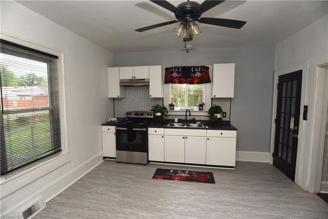 519 Devonshire W Street, Winston-salem, NC 27127