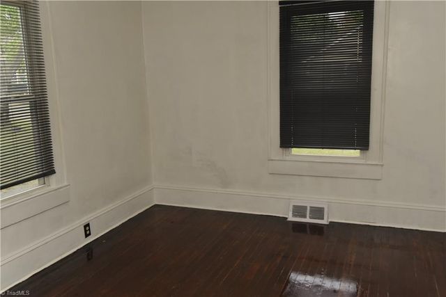 519 Devonshire W Street, Winston-salem, NC 27127