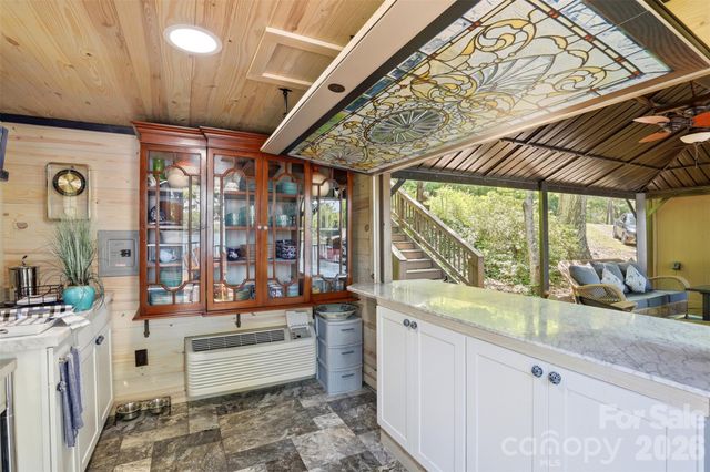 502 Lake Shore Drive, Norwood, NC 28128