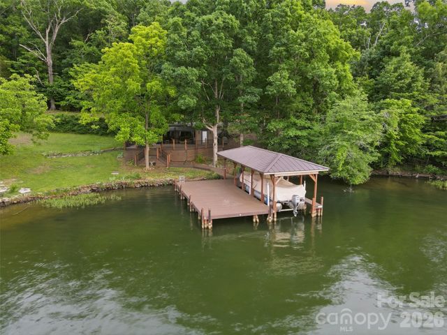 502 Lake Shore Drive, Norwood, NC 28128