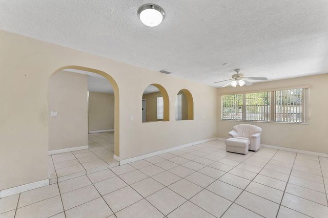 425 CHURCHILL Road, West Palm Beach, FL 33405