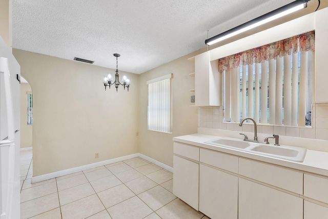 425 CHURCHILL Road, West Palm Beach, FL 33405