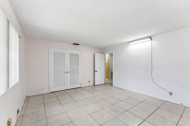 425 CHURCHILL Road, West Palm Beach, FL 33405