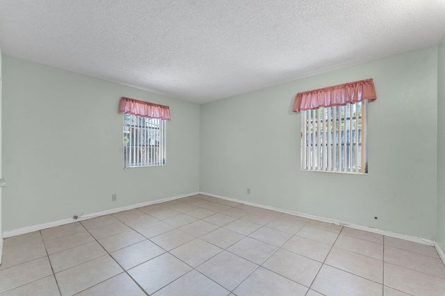 425 CHURCHILL Road, West Palm Beach, FL 33405