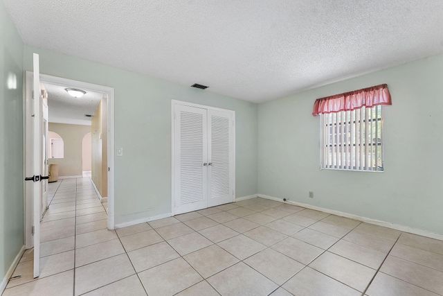 425 CHURCHILL Road, West Palm Beach, FL 33405