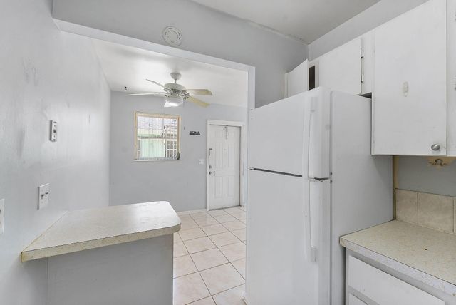 425 CHURCHILL Road, West Palm Beach, FL 33405