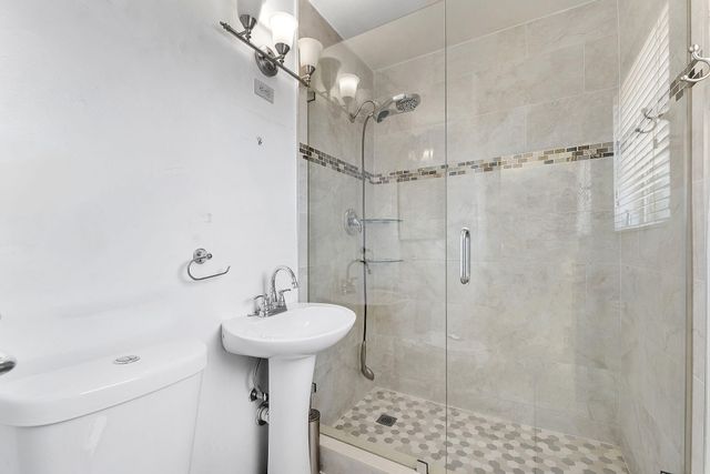425 CHURCHILL Road, West Palm Beach, FL 33405