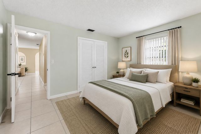 425 CHURCHILL Road, West Palm Beach, FL 33405