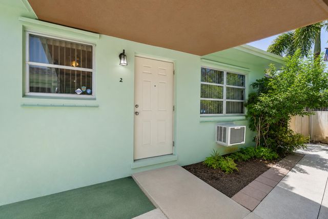 425 CHURCHILL Road, West Palm Beach, FL 33405