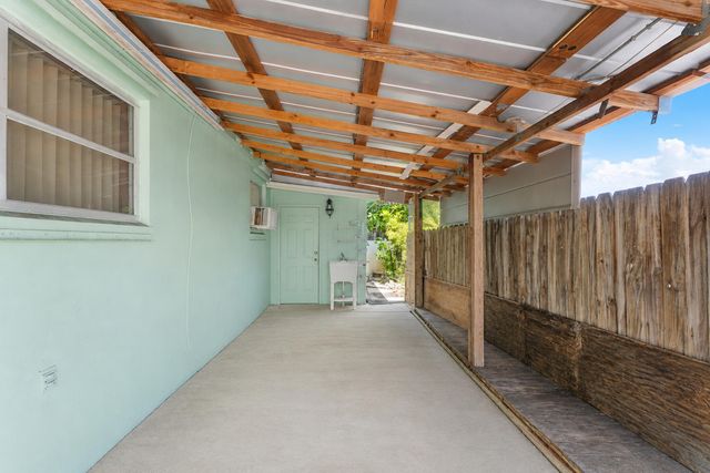 425 CHURCHILL Road, West Palm Beach, FL 33405