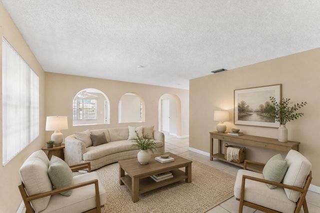 425 CHURCHILL Road, West Palm Beach, FL 33405