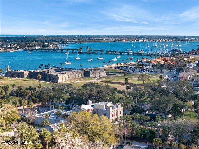 27 OAK Street, St. Augustine, FL 32084