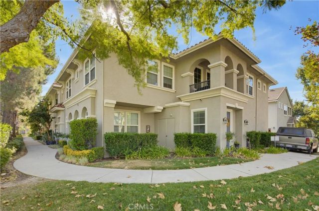 27344 Oaktree Place, Valencia, CA 91354