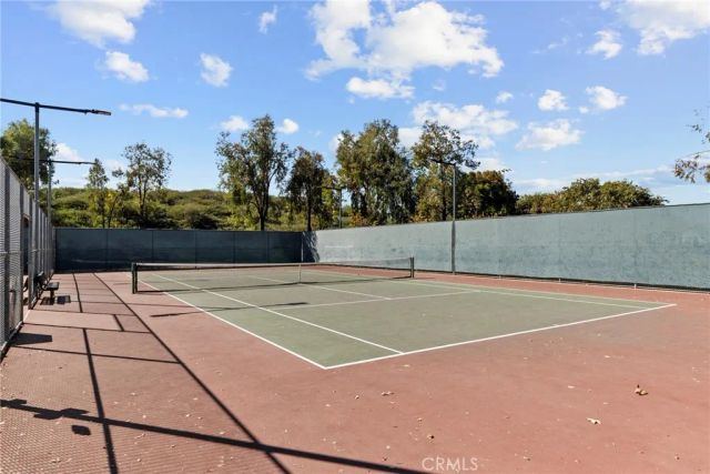 27344 Oaktree Place, Valencia, CA 91354