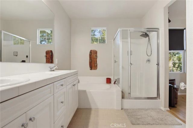 27344 Oaktree Place, Valencia, CA 91354