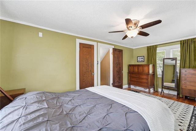 3715 Gladstone Boulevard, Kansas City, MO 64123